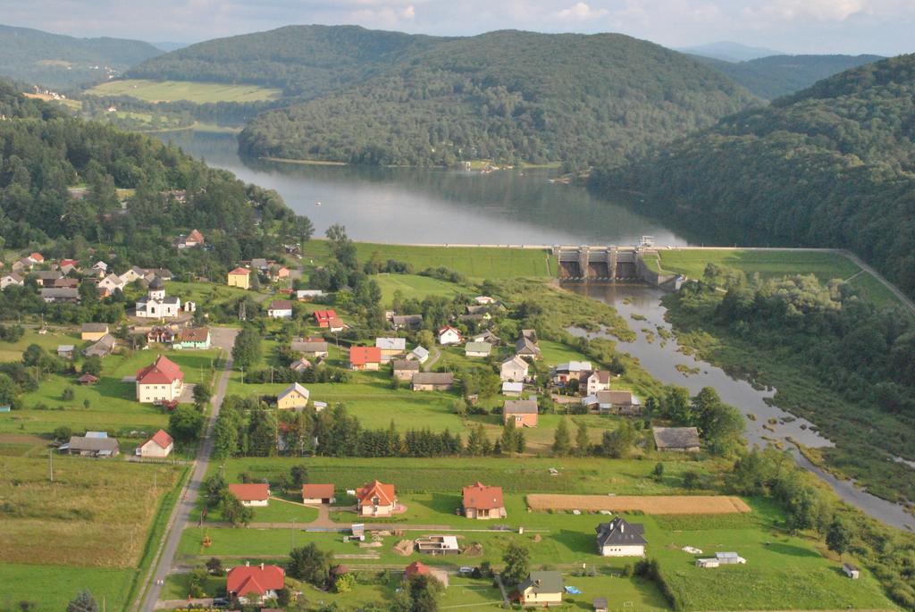 Noclegi Pod Bukowina Myczkowce Exterior photo