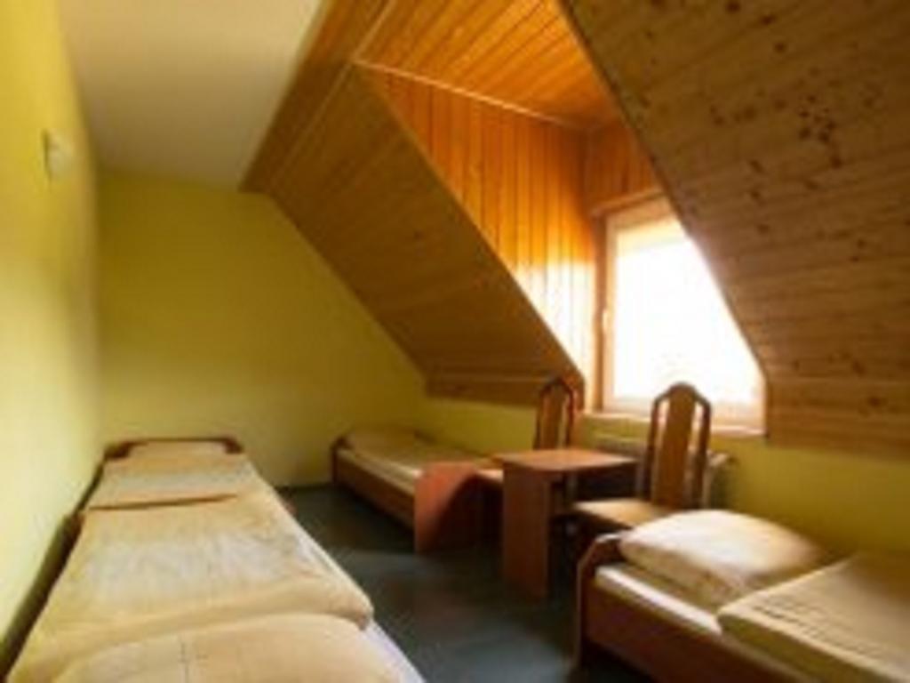 Noclegi Pod Bukowina Myczkowce Room photo